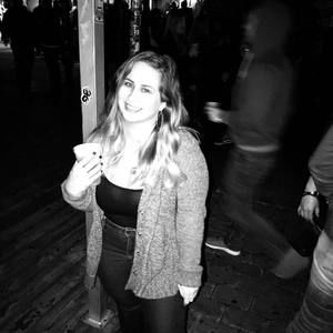 Meet your Posher, Alexandra